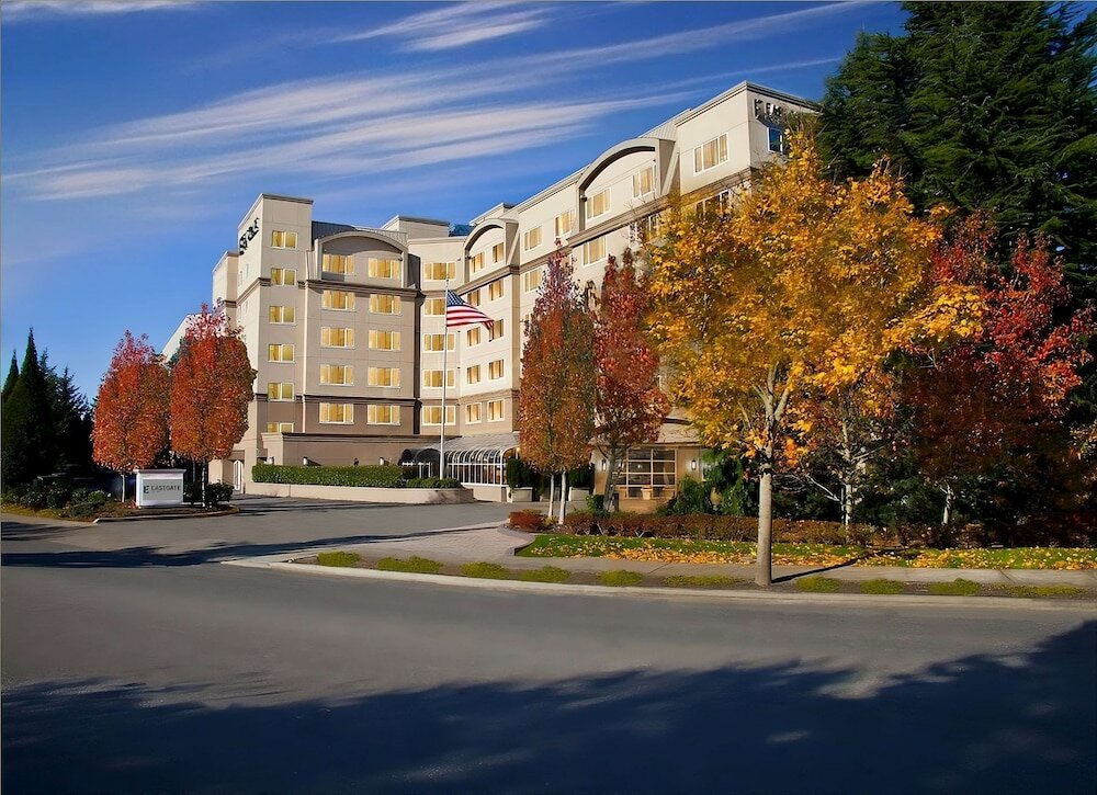 Фото Silver Cloud Hotel Bellevue Eastgate