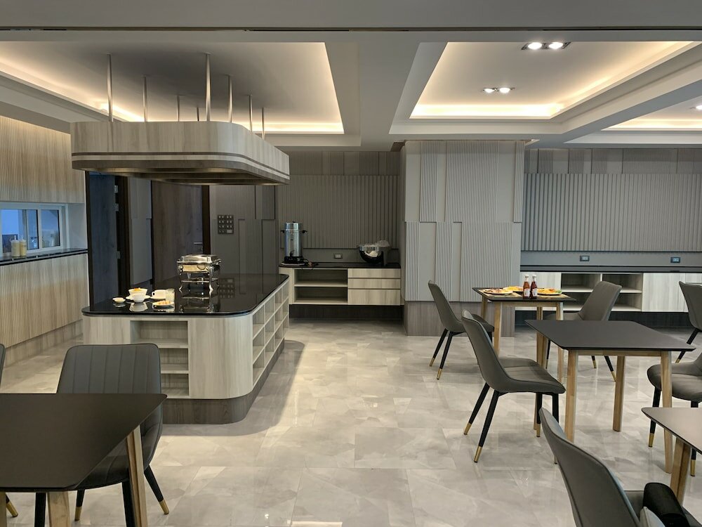 Фото Thana Wisut Hotel