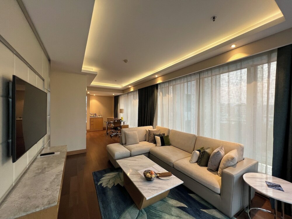 Фото Renaissance Dhaka Gulshan Hotel