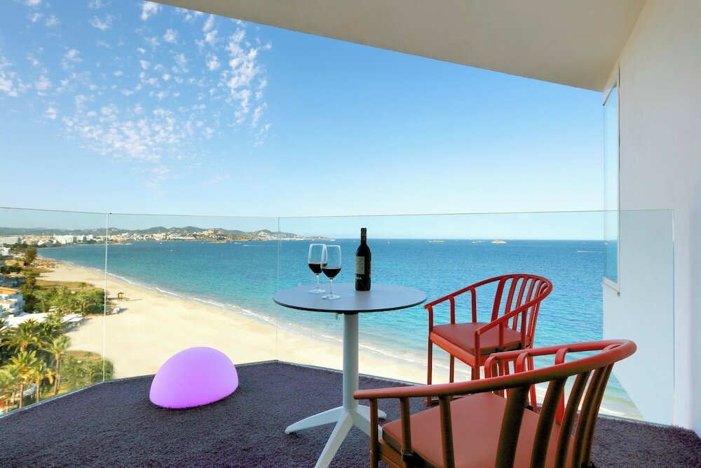 Фото Hard Rock Hotel Ibiza