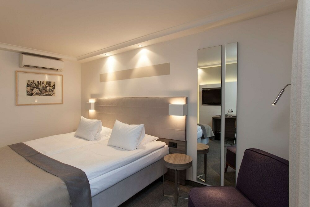 Фото Hotel Erzgiesserei Europe