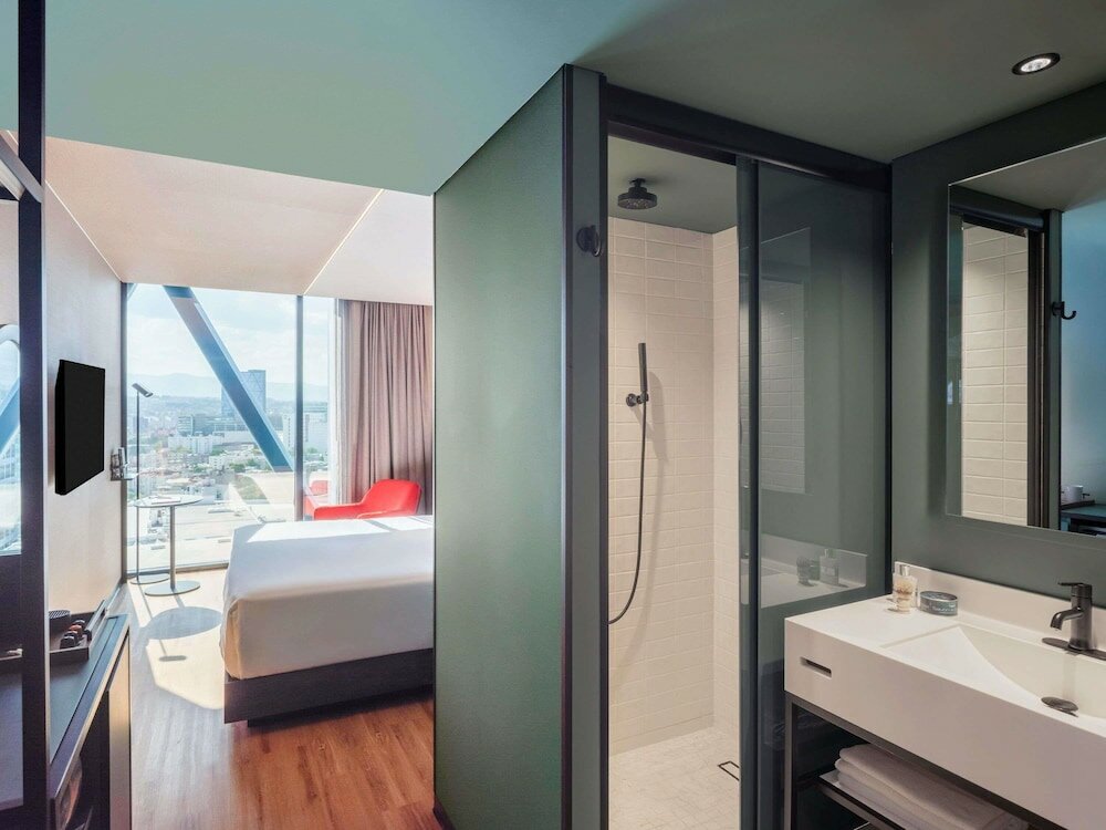 Фото Novotel Mexico City World Trade Center