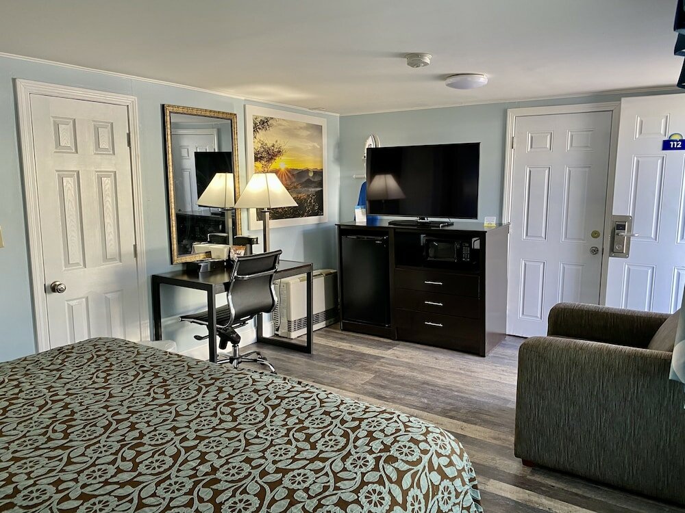 Фото Days Inn by Wyndham Lincoln