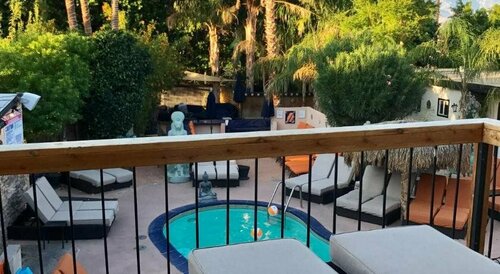 Гостиница Sea Mountain Inn Nude Resort - Adults Only в Дезерт-Хот-Спрингсе