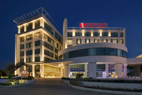 Гостиница Ramada Hotel & Suites by Wyndham Izmir Kemalpasa в Кемальпаше
