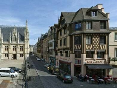 Гостиница Hôtel Bar Brasserie Les Initiés в Дьеппе