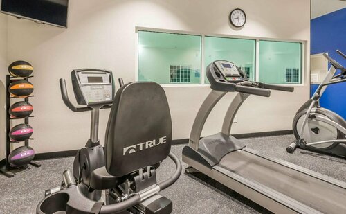 Гостиница Microtel Inn & Suites by Wyndham Altoona в Алтуне