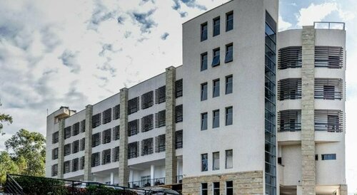 Гостиница The Alps Hotel в Накуру