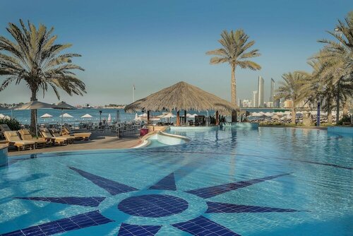 Гостиница Radisson Blu Hotel & Resort Abu Dhabi Corniche в Абу-Даби