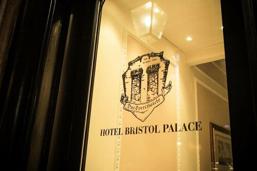Гостиница Hotel Bristol Palace в Генуе