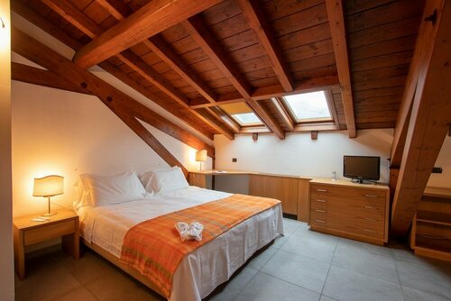 Гостиница Hotel Due Corti в Комо