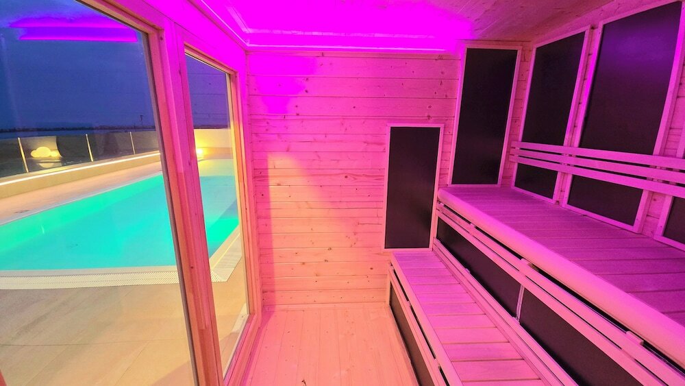 Фото You & Me Beach Hotel