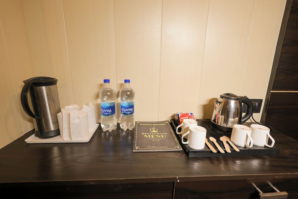 Фото Hotel Krishnam