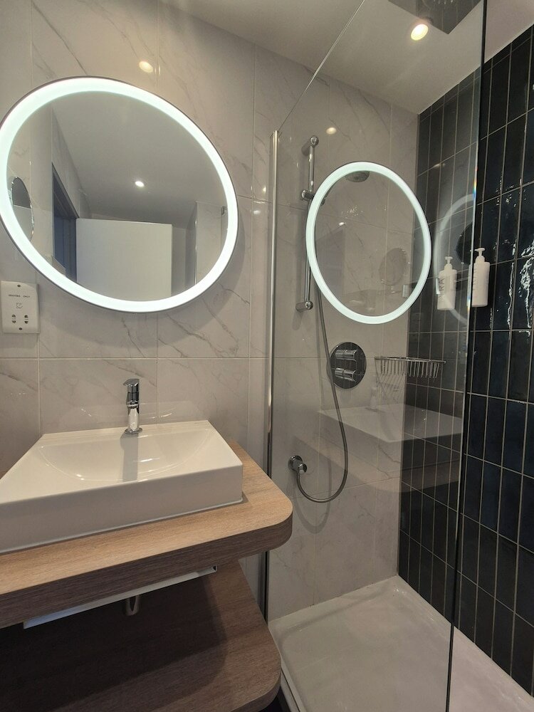Фото Gresham Belson Hotel