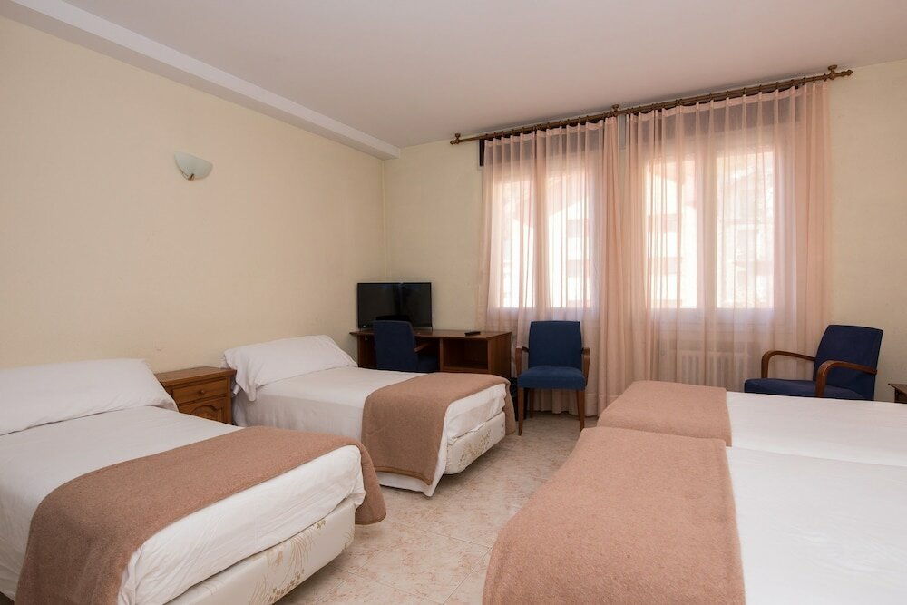 Фото Evenia Oros