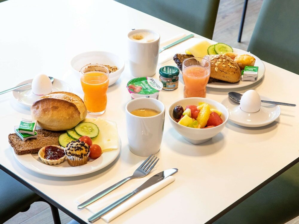 Фото B&b Hotel Hamburg-Wandsbek