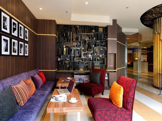 Фото Tongtara Riverview Hotel