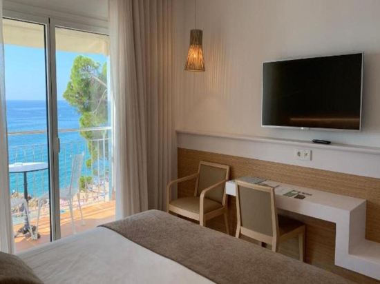 Фото Hotel Costa Brava