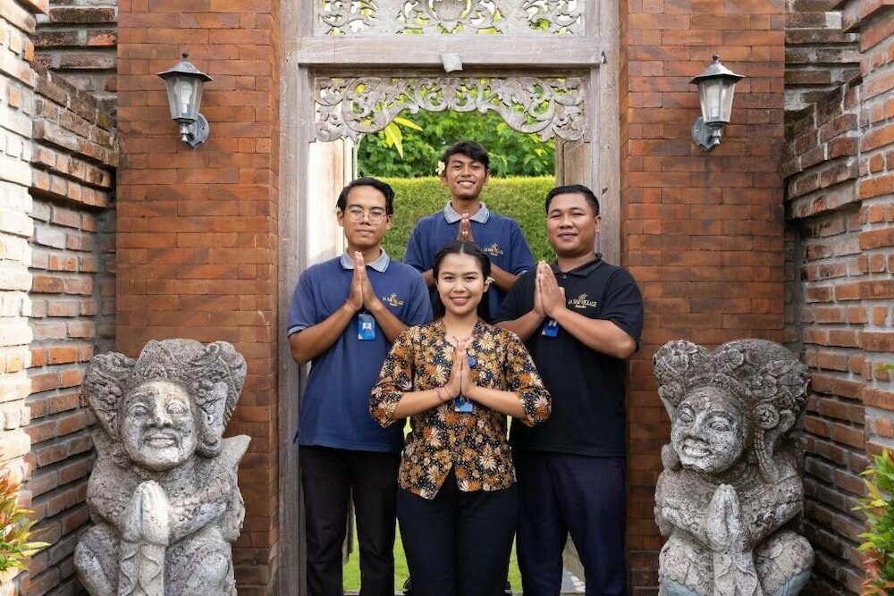 Фото La Sari Village