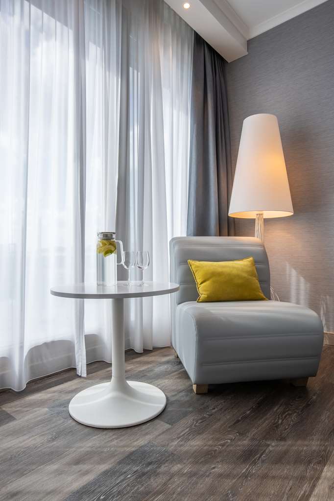 Фото Radisson Blu Hotel, Hannover