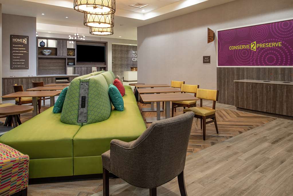 Фото Hampton Inn Tampa Downtown Channel District