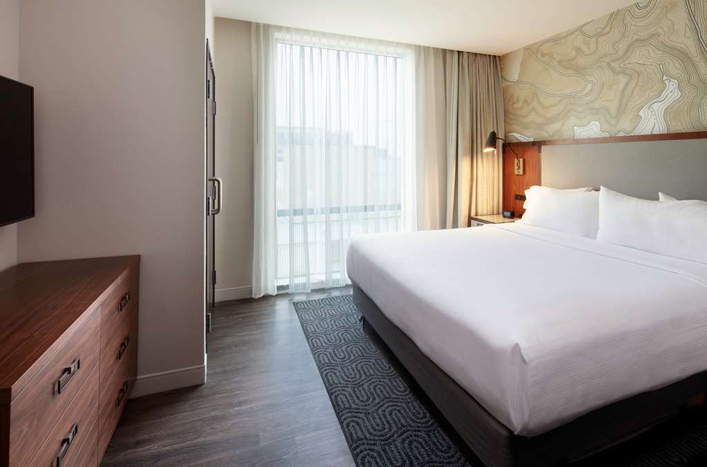 Фото Embassy Suites by Hilton Amarillo Downtown