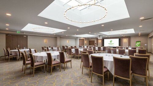 Гостиница Holiday Inn London Gatwick Worth в Кроули