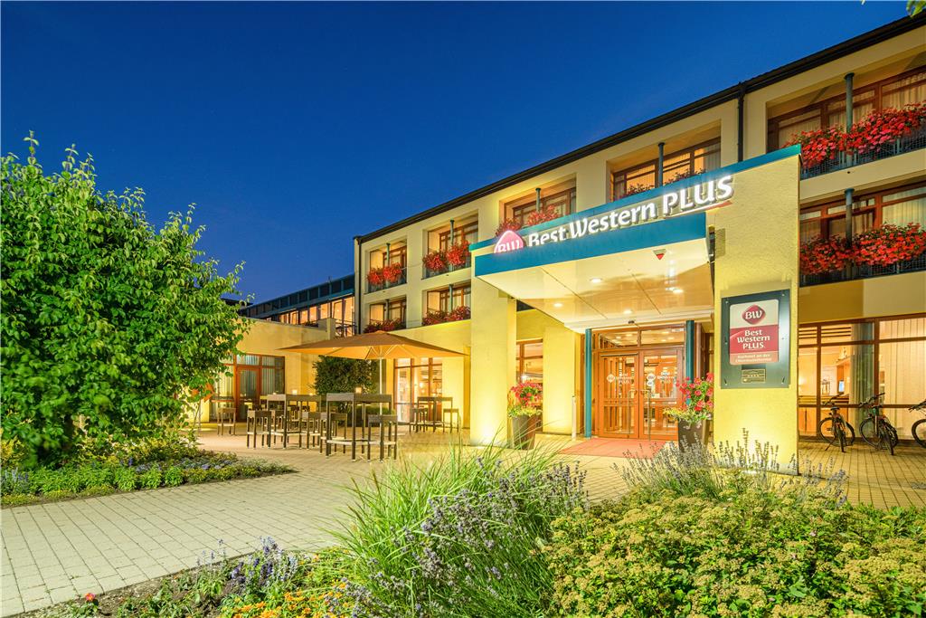 Фото Best Western Plus Kurhotel an der Obermaintherme