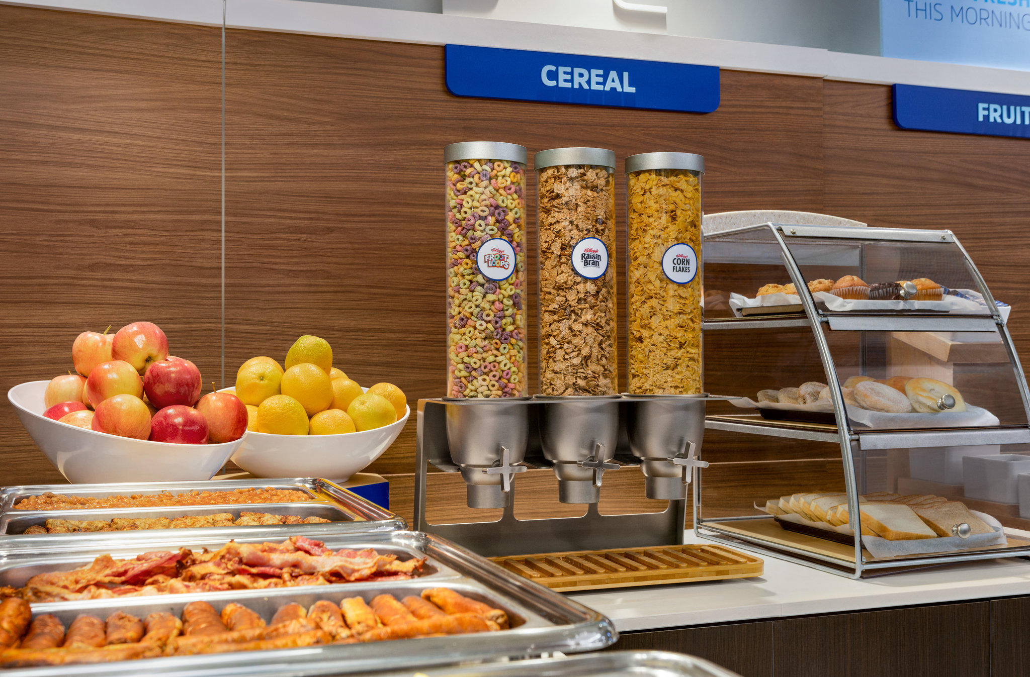 Фото Holiday Inn Express Vancouver-Metrotown