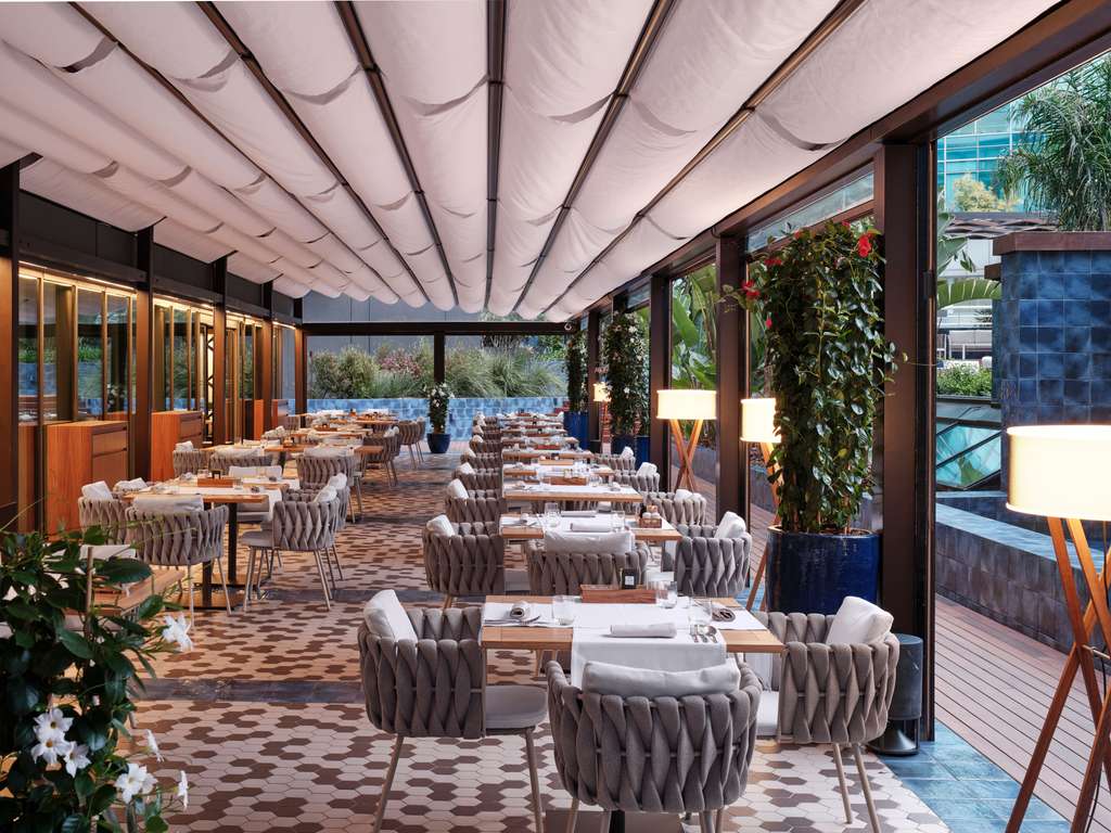 Фото Sofitel Barcelona Skipper