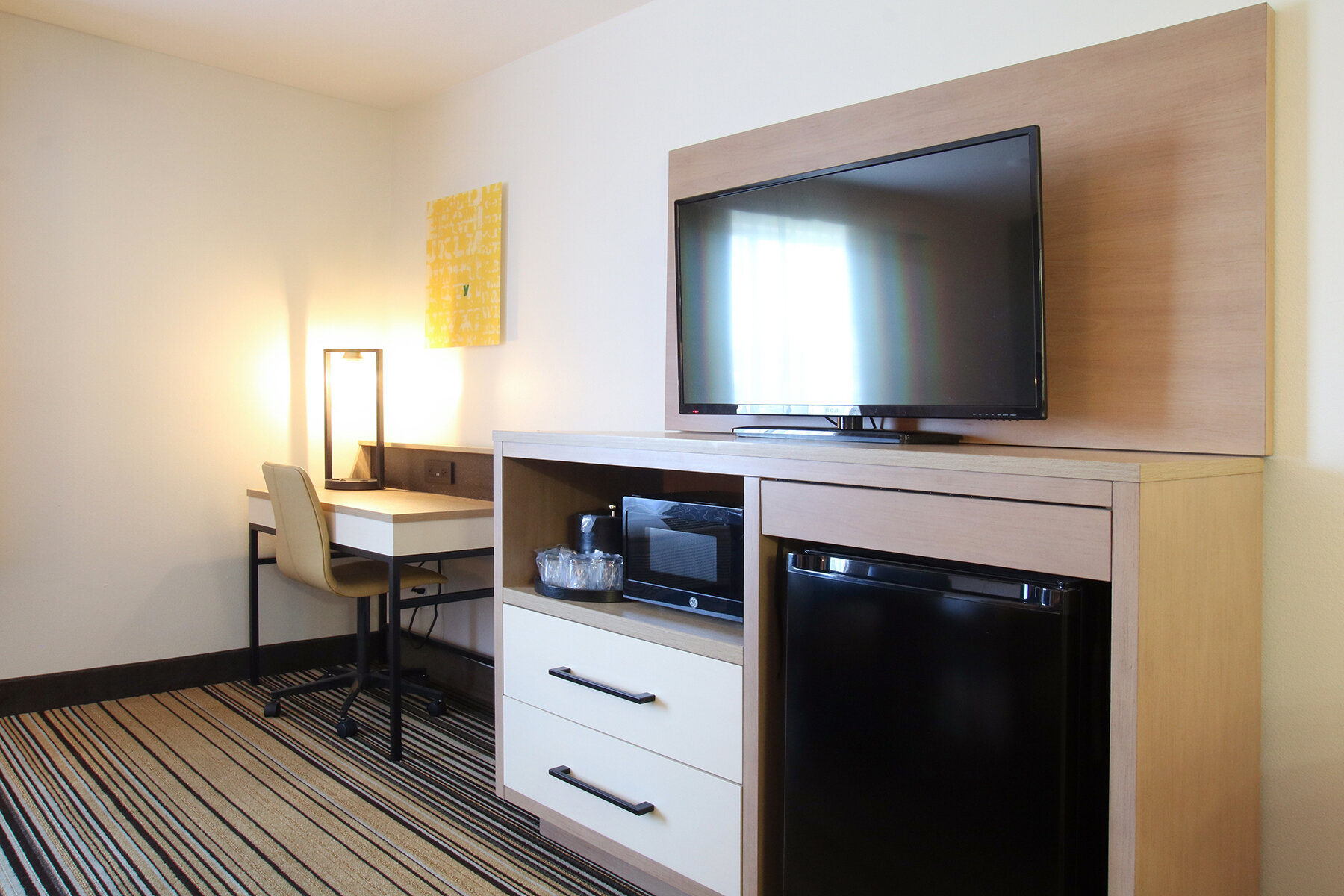 Фото Oxford Suites Spokane Valley