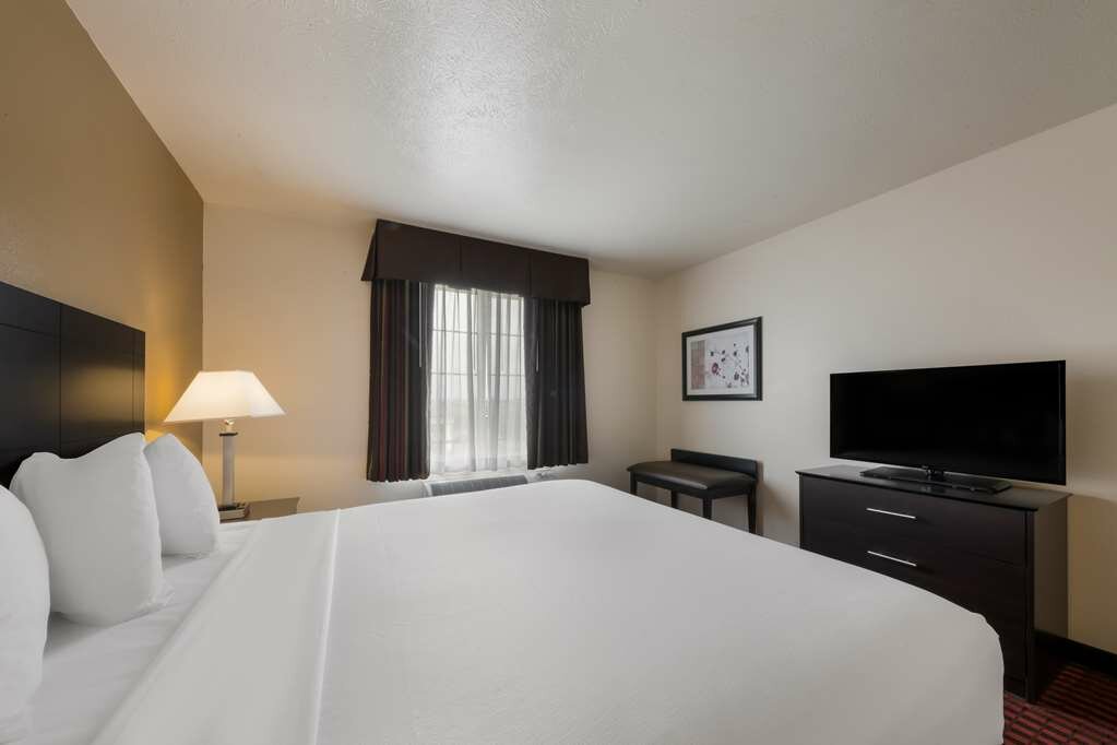 Фото Best Western Salinas Valley Inn & Suites