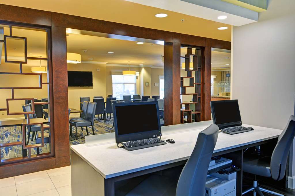 Фото Embassy Suites by Hilton Valencia