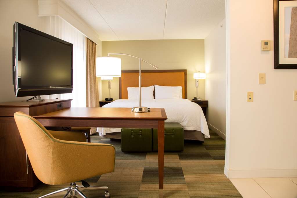 Фото Hampton Inn & Suites Albany-Downtown