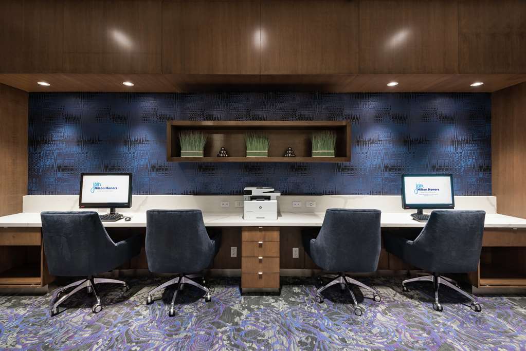 Фото Homewood Suites by Hilton Ottawa Downtown
