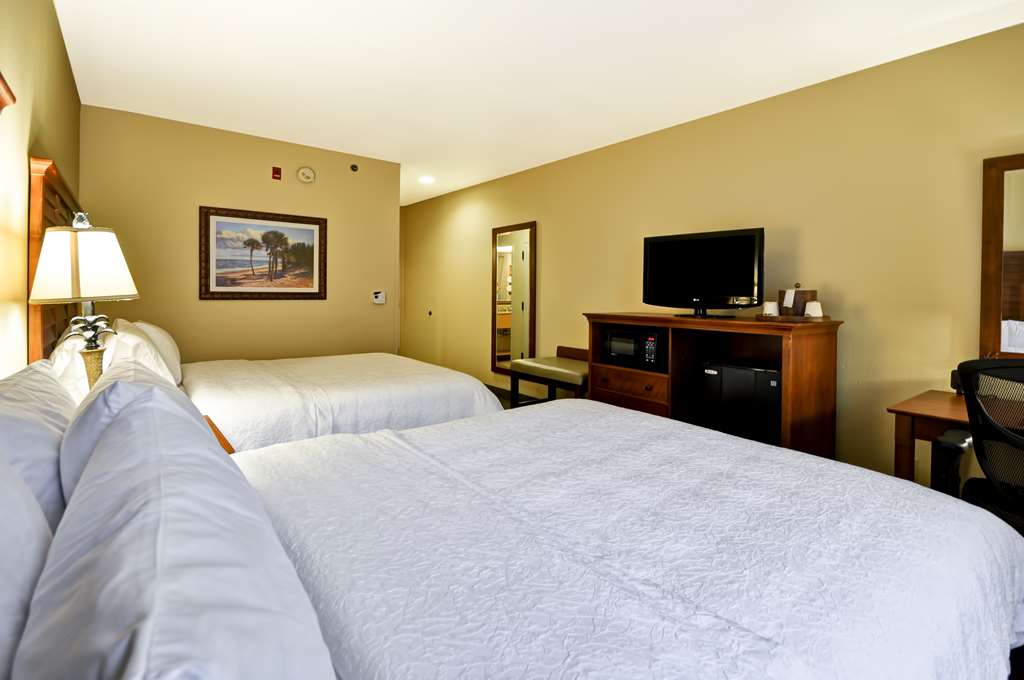 Фото Hampton Inn & Suites Charleston/Mt. Pleasant-Isle Of Palms