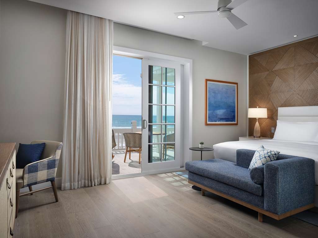 Фото Beach Village at The Del, Curio Collection by Hilton