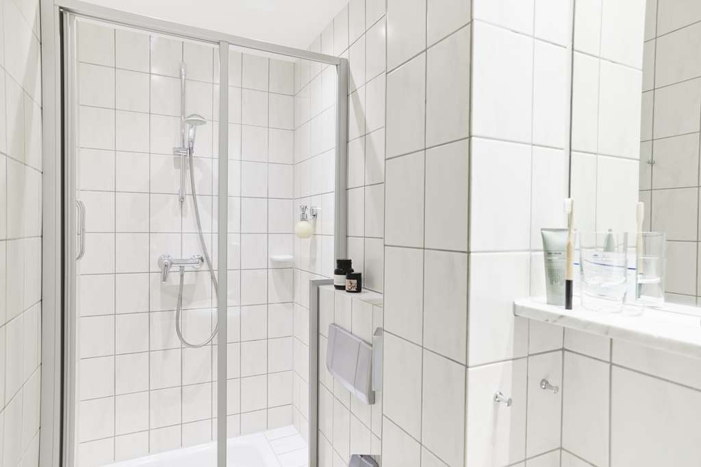 Фото Best Western Raphael Hotel Altona