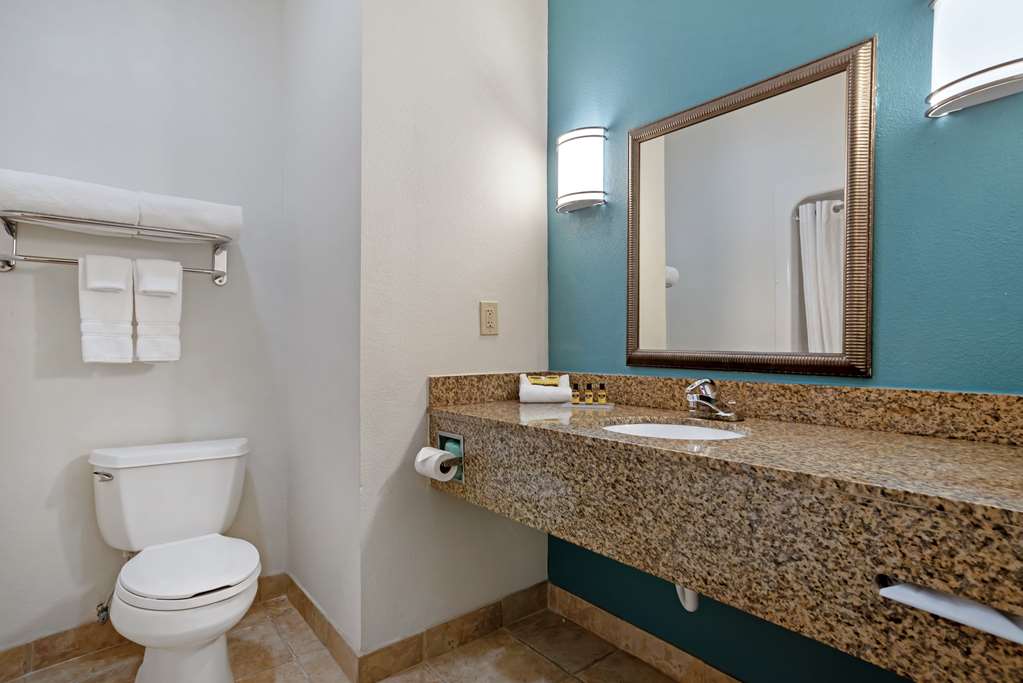 Фото Best Western Plus Blue Angel Inn