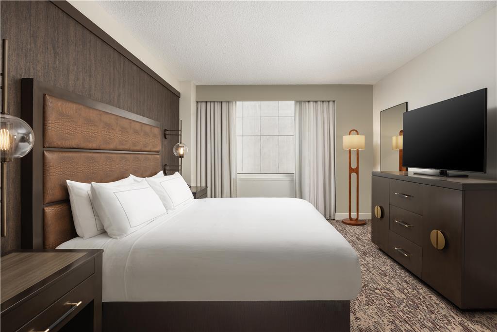 Фото DoubleTree Suites by Hilton Hotel Austin
