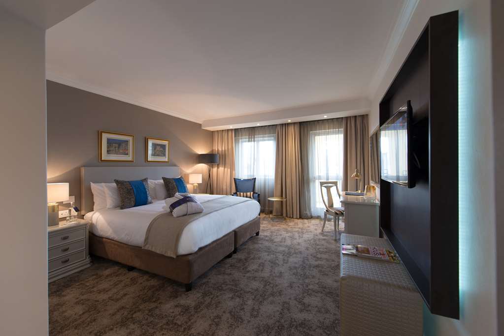 Фото Radisson Blu Le Vendome Hotel, Cape Town