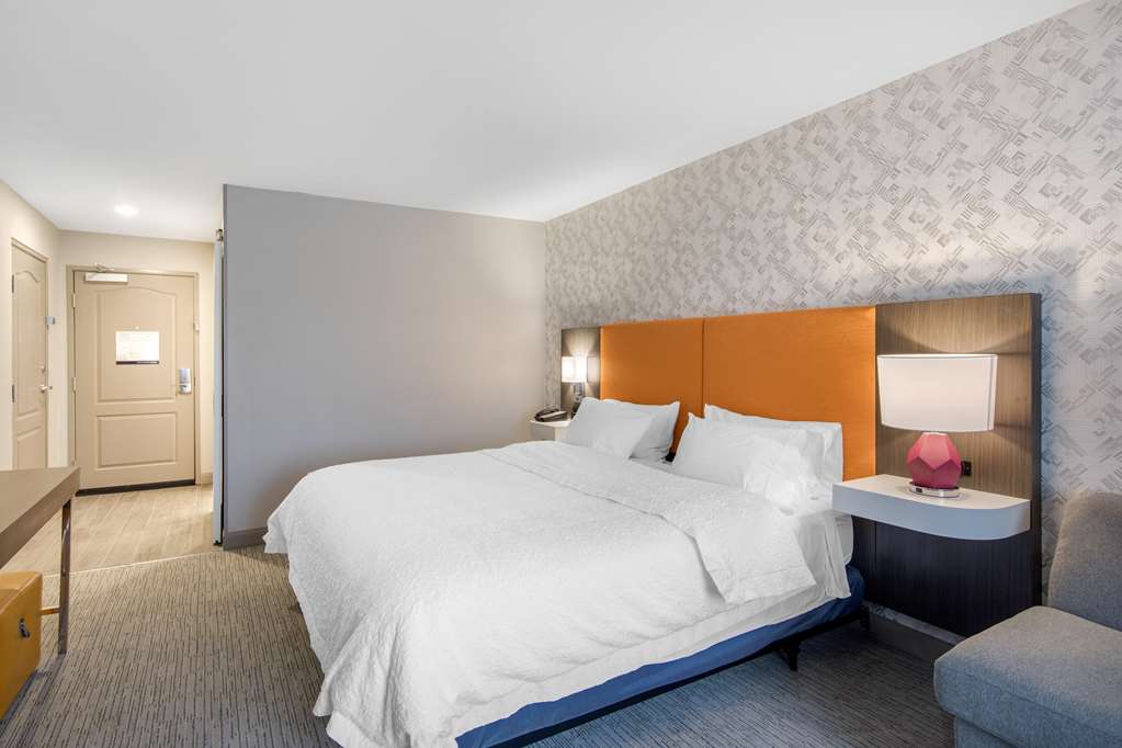 Фото Hampton Inn & Suites Ruidoso Downs