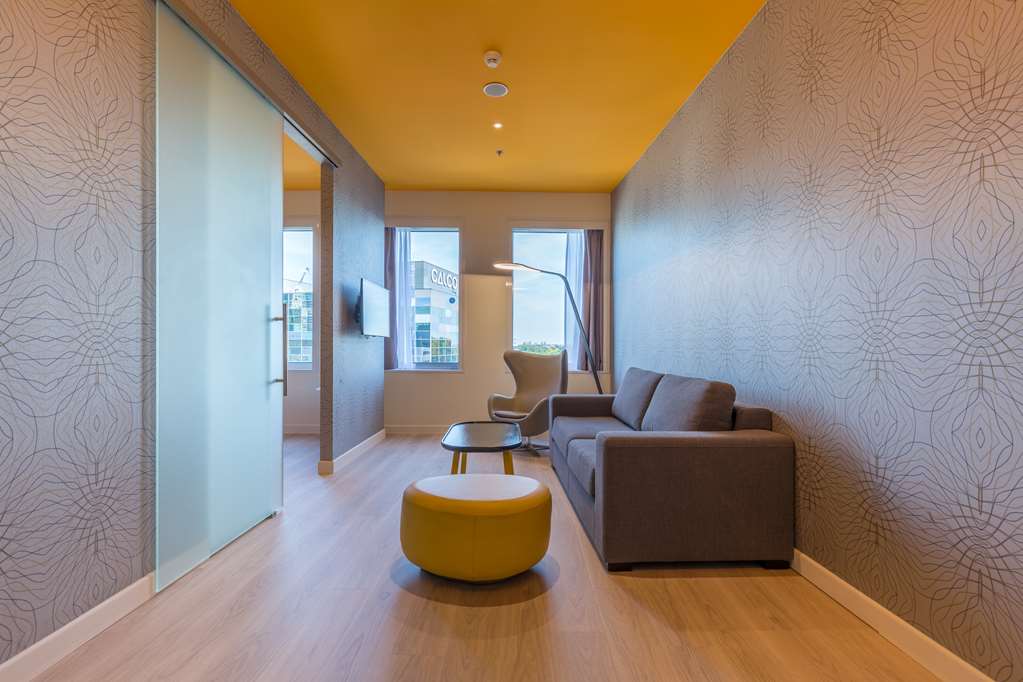 Фото Park Inn by Radisson Amsterdam City West