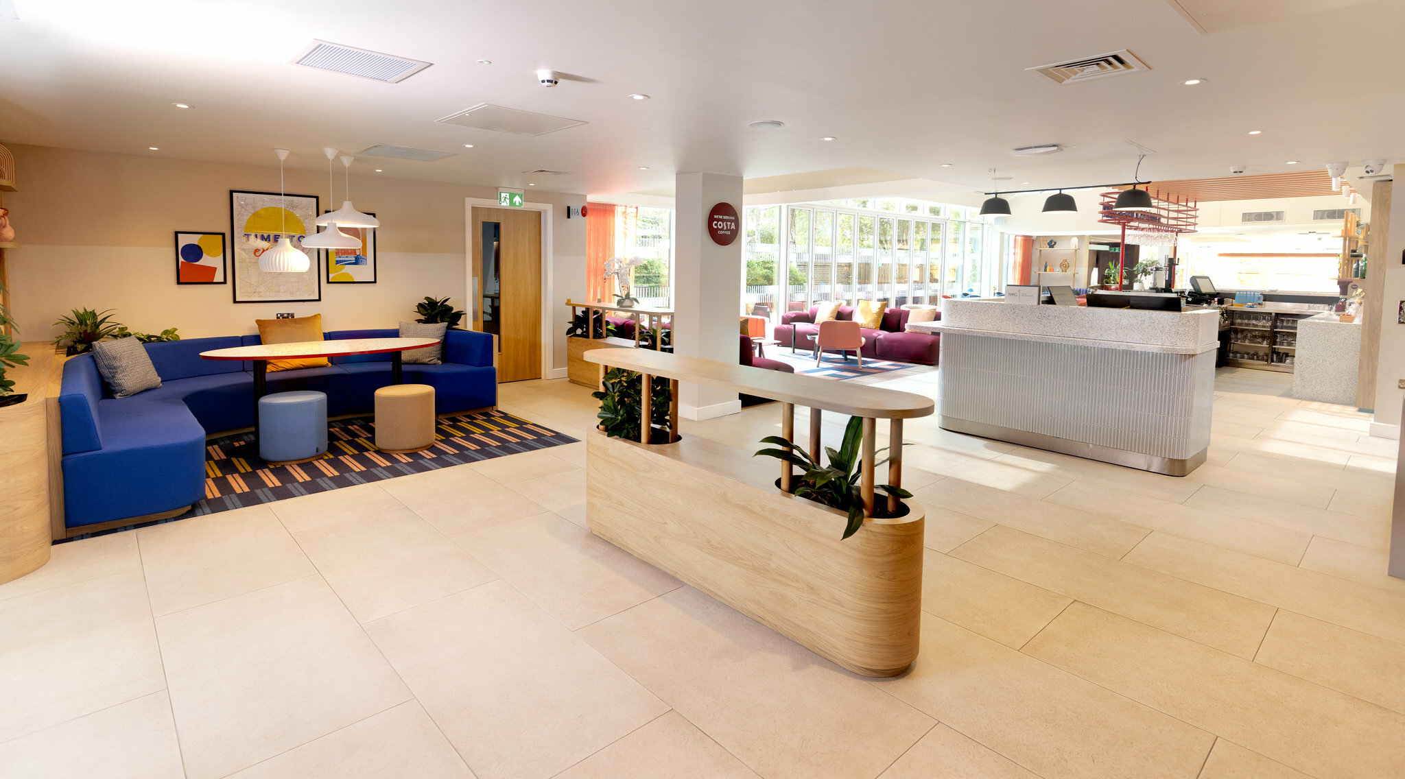 Фото Holiday Inn Express Windsor, an Ihg Hotel