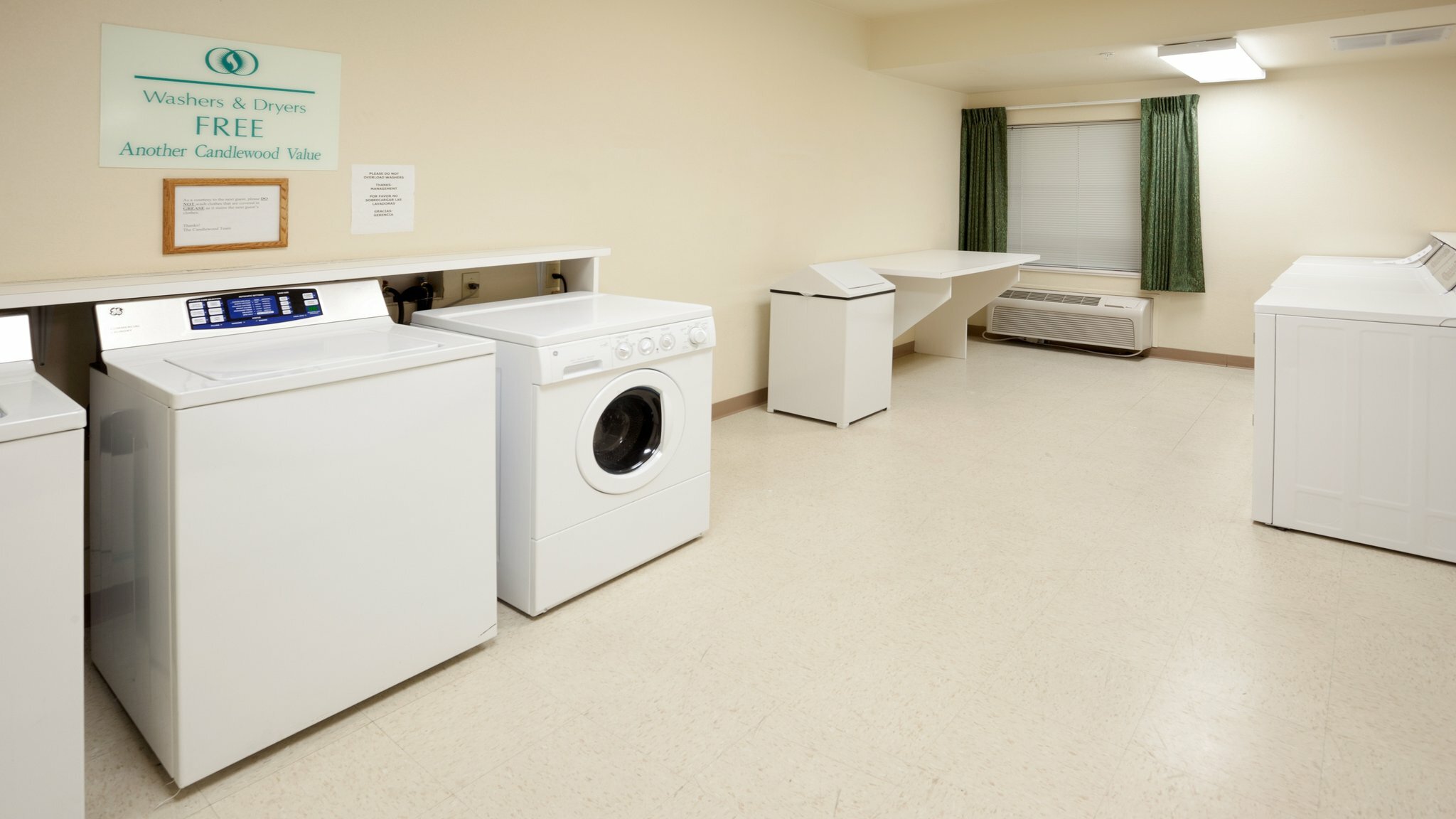 Фото Candlewood Suites Austin-Round Rock, an Ihg Hotel