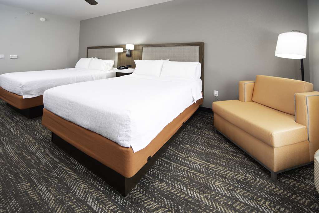 Фото Hampton Inn Bryant