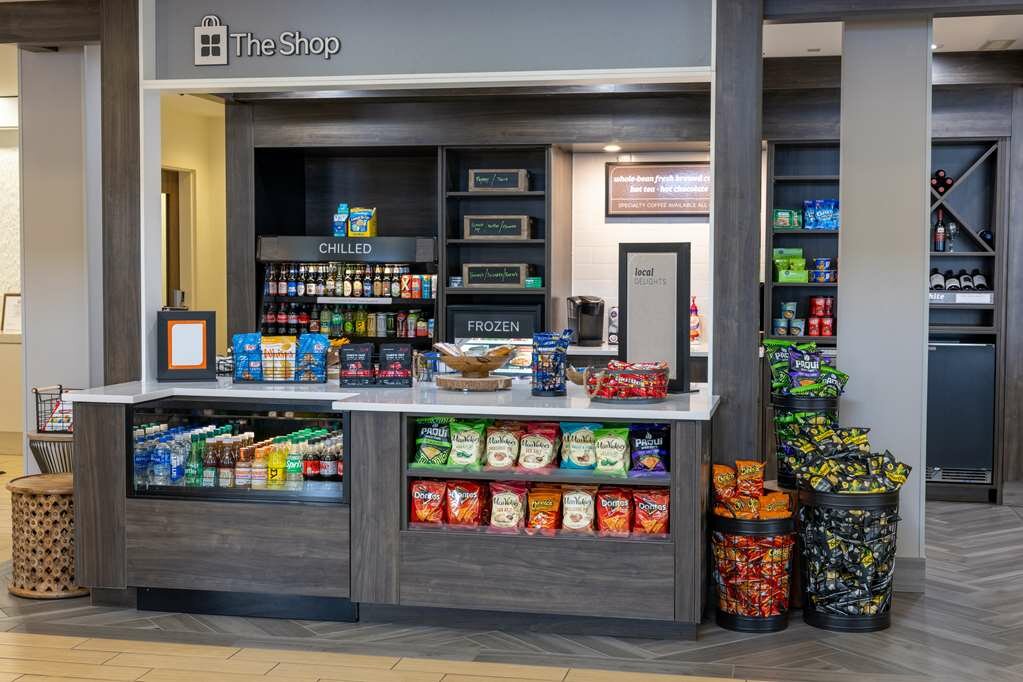 Фото Hilton Garden Inn Roanoke