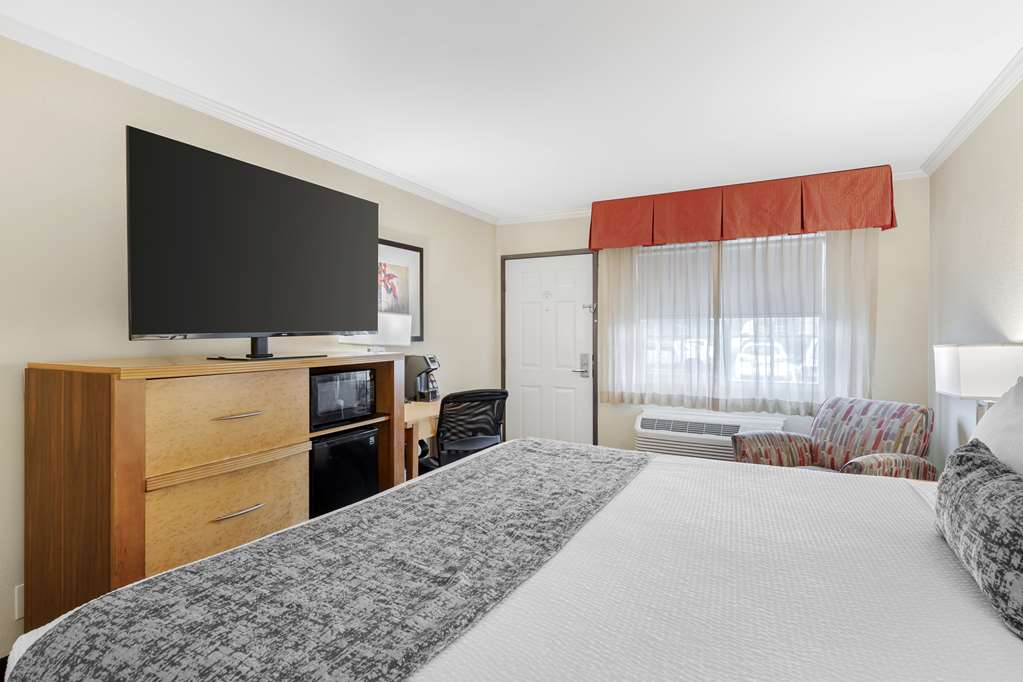 Фото Best Western Plus Ontario Airport & Convention Center