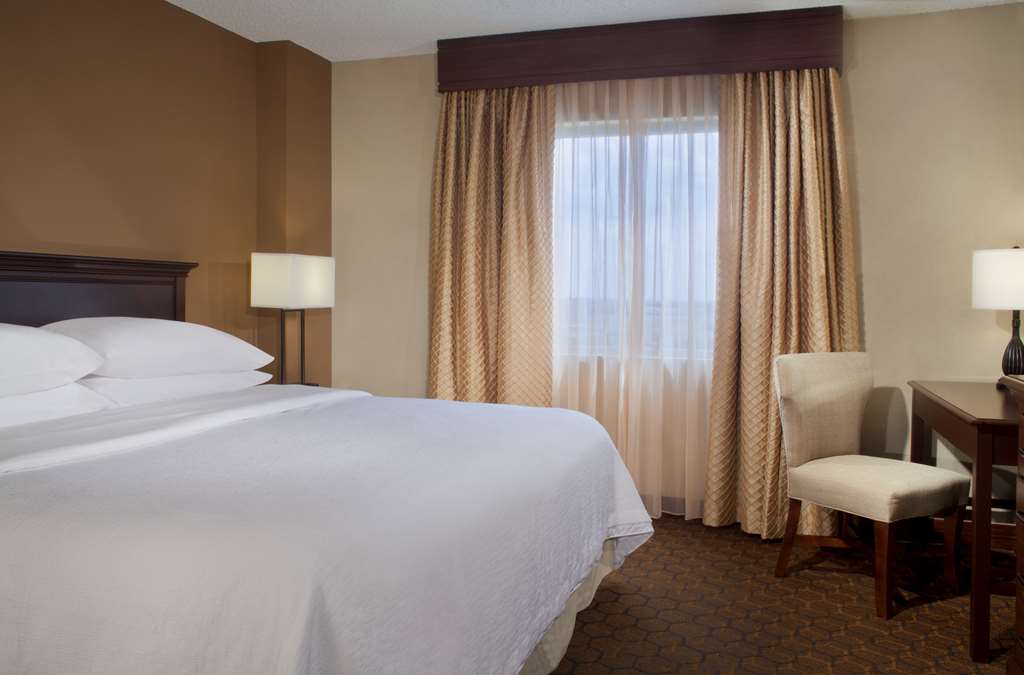 Фото Embassy Suites by Hilton Austin Arboretum