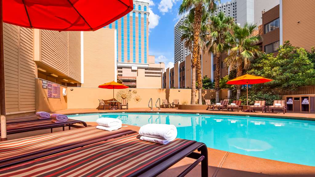 Фото Best Western Plus Casino Royale - Center Strip